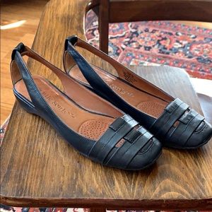 Gentle Souls black sandal